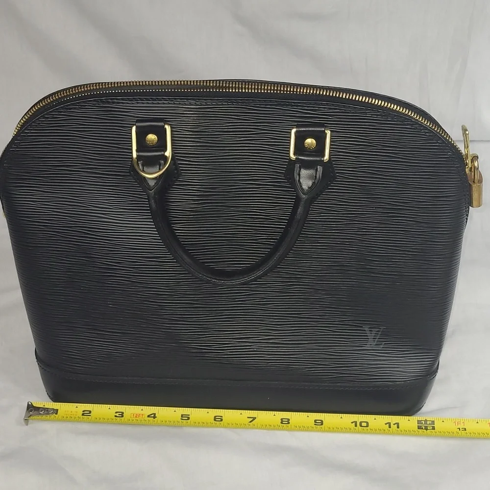 Louis Vuitton Alma Epi Noir BLACK Handbag Purse Leather With Cowhide Trim EUC